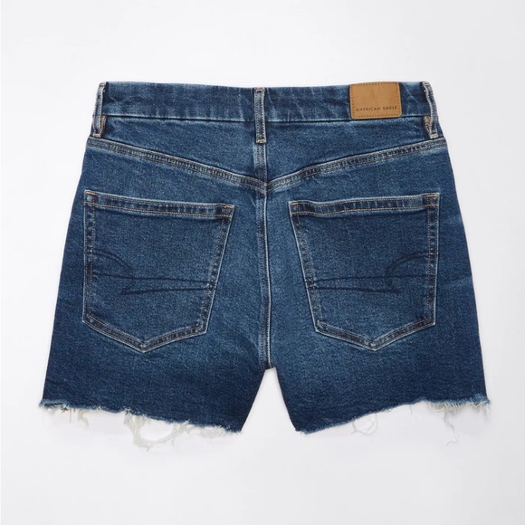 Women’s American Eagle Strigid Curvy Super High Waisted Relaxed Jean Short 12 - Picture 5 of 16